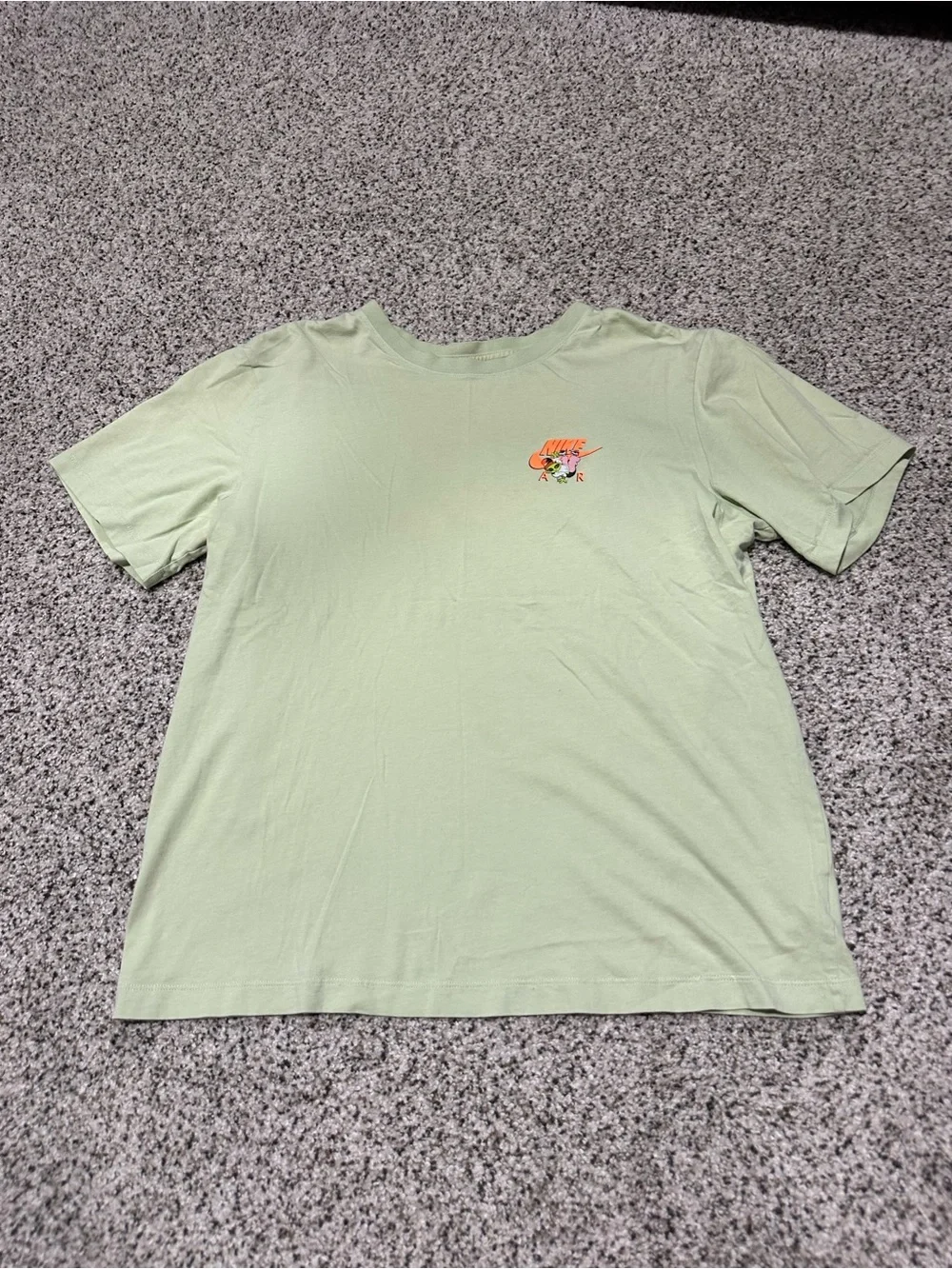 Nike Royal Blue Tee & Light Green Nike Graphic Tee -2 Pack - Picture 6 of 10